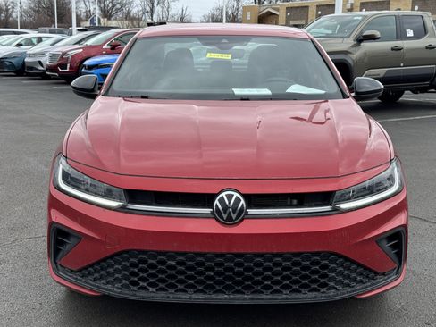 Used 2025 Volkswagen Jetta Sport image 14