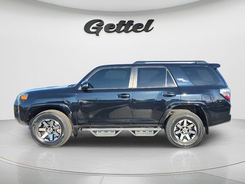 Used 2023 Toyota 4Runner TRD Off-Road Premium w/ Moonroof Package AWD/4WD image 8