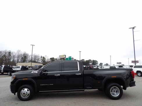 Used 2023 GMC Sierra 3500 Denali w/ Denali Ultimate Package image 72