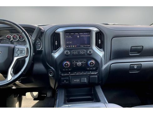 Used 2022 Chevrolet Silverado 3500 LTZ w/ LTZ Convenience Package AWD/4WD image 10