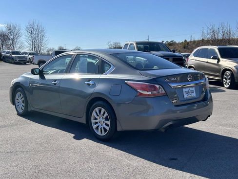 Used 2014 Nissan Altima 2.5 S FWD image 6