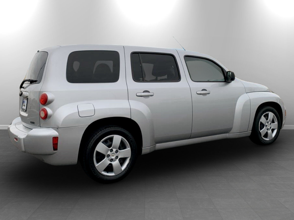 Used 2011 Chevrolet HHR LS FWD image 7