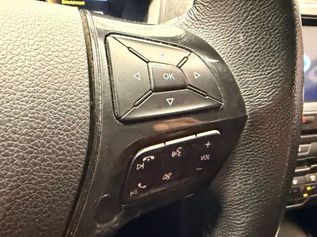 Used 2017 Ford Explorer XLT w/ Equipment Group 201A AWD/4WD image 39