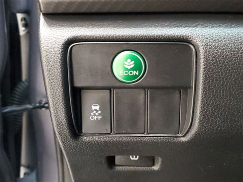 Used 2016 Honda Accord Sport image 28