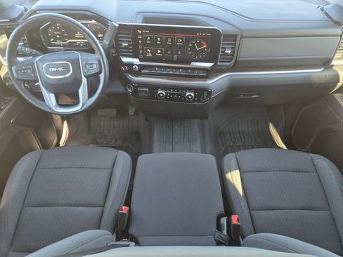 Used 2024 GMC Sierra 2500 SLE w/ SLE Value Package; image 28