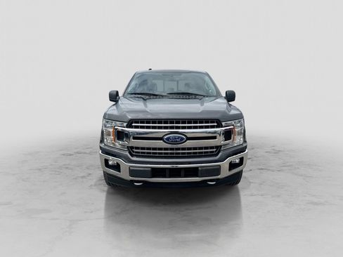 Used 2018 Ford F150 XLT w/ Equipment Group 302A Luxury AWD/4WD image 12