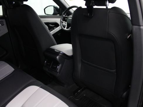 Used 2022 Land Rover Range Rover Evoque R-Dynamic S AWD/4WD image 23