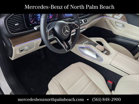New 2026 Mercedes-Benz GLS 450 4MATIC image 8