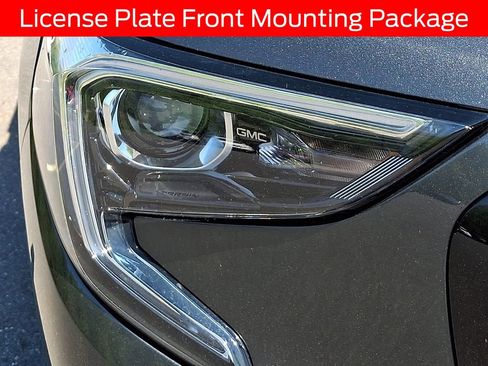Used 2021 GMC Terrain SLT w/ Infotainment Package II AWD/4WD image 9