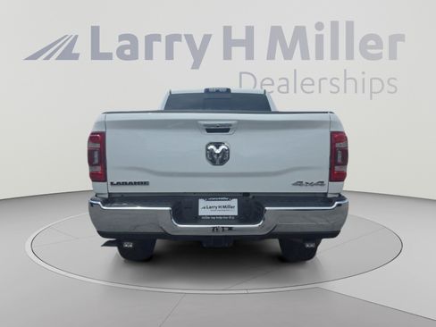 Used 2021 RAM 2500 Laramie AWD/4WD image 4