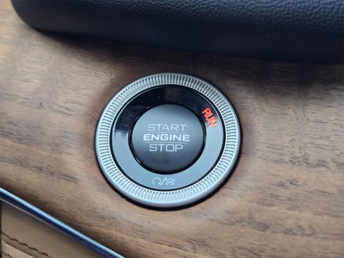 New 2025 Jeep Grand Cherokee L Summit image 21