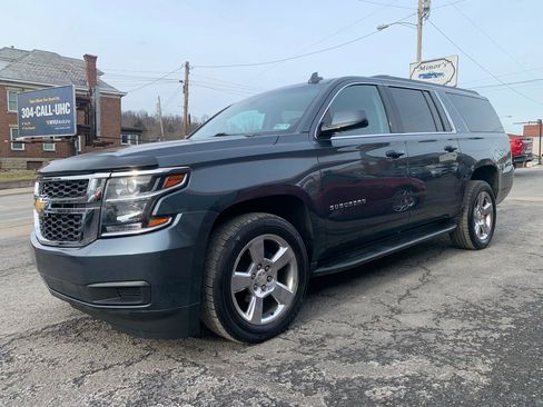 Used 2019 Chevrolet Suburban LT w/ Max Trailering Package image 1