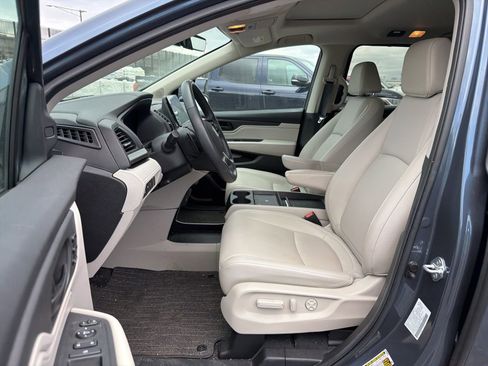 Used 2025 Honda Odyssey EX-L image 10