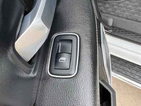Used 2022 RAM 2500 Laramie AWD/4WD image 36