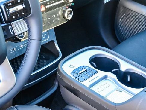 New 2026 Hyundai Ioniq 9 Limited AWD/4WD image 25