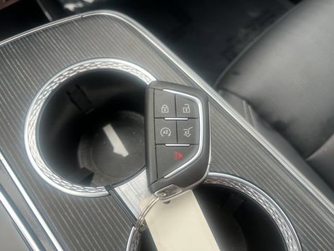 Certified 2024 Cadillac Lyriq Sport AWD/4WD image 36