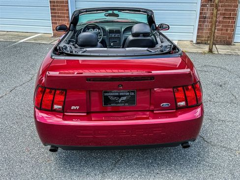 Used 2004 Ford Mustang Cobra RWD image 25