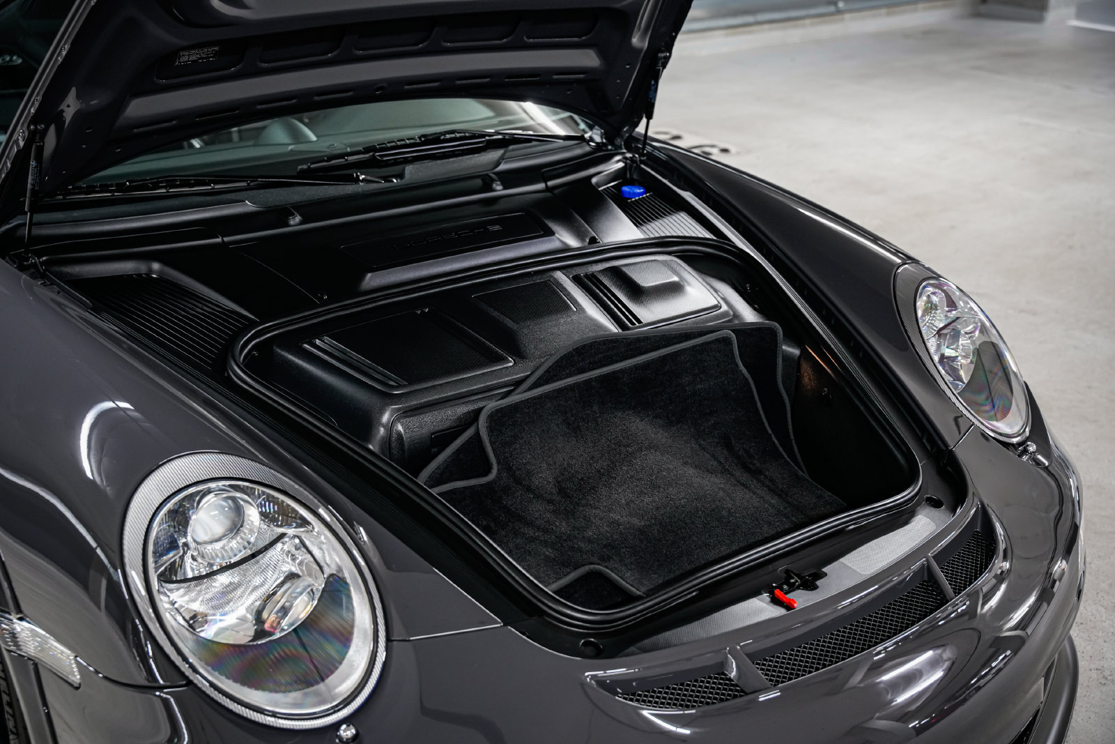 Used 2011 Porsche 911 GT3 RS RWD image 39