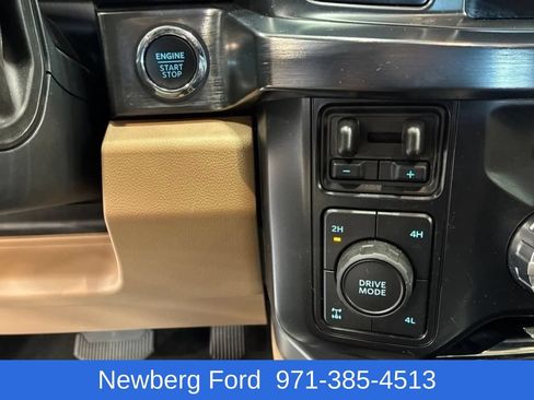 Used 2025 Ford F350 Lariat w/ FX4 Off-Road Package AWD/4WD image 23