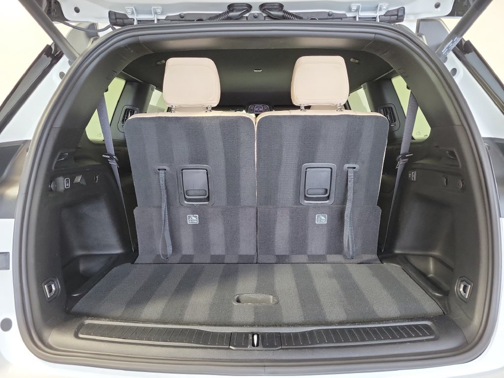 Used 2023 Jeep Grand Cherokee L Limited w/ Luxury Tech Group II AWD/4WD image 24