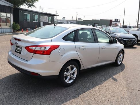 Used 2013 Ford Focus SE FWD image 7