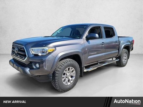 Used 2017 Toyota Tacoma SR5 w/ Tow Package image 1