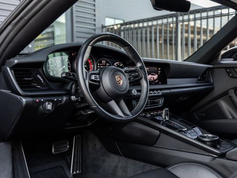 Used 2023 Porsche 911 Targa 4 GTS image 4