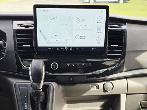 Used 2024 Ford Transit 350 XLT image 22