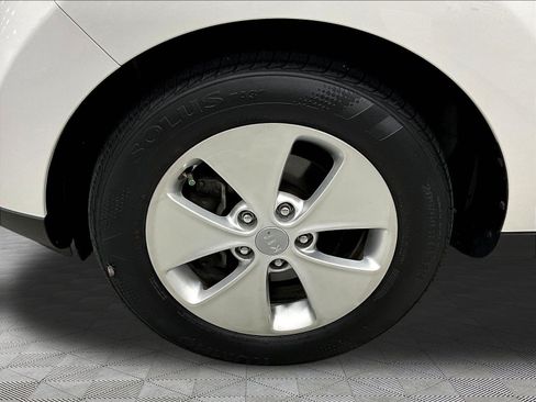 Used 2016 Kia Soul FWD image 33