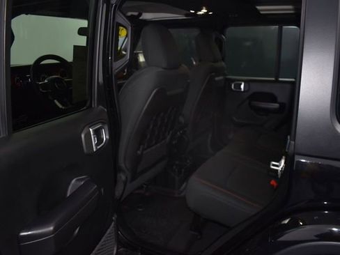 Used 2020 Jeep Wrangler Unlimited Rubicon w/ Steel Bumper Group image 29