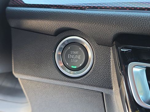 New 2026 Chevrolet Traverse Z71 w/ Driver Confidence Package image 39