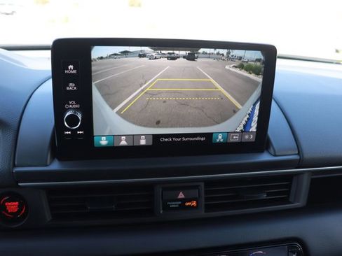 New 2025 Honda Pilot Touring image 33