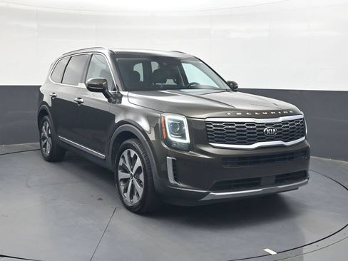 Used 2021 Kia Telluride S AWD/4WD image 2