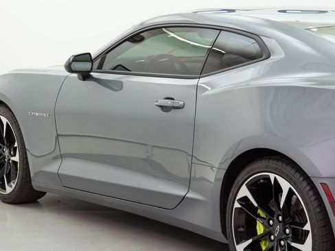 Used 2021 Chevrolet Camaro SS image 11