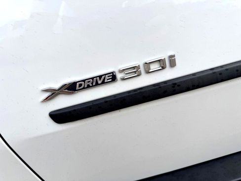 Used 2010 BMW X5 xDrive30i image 15