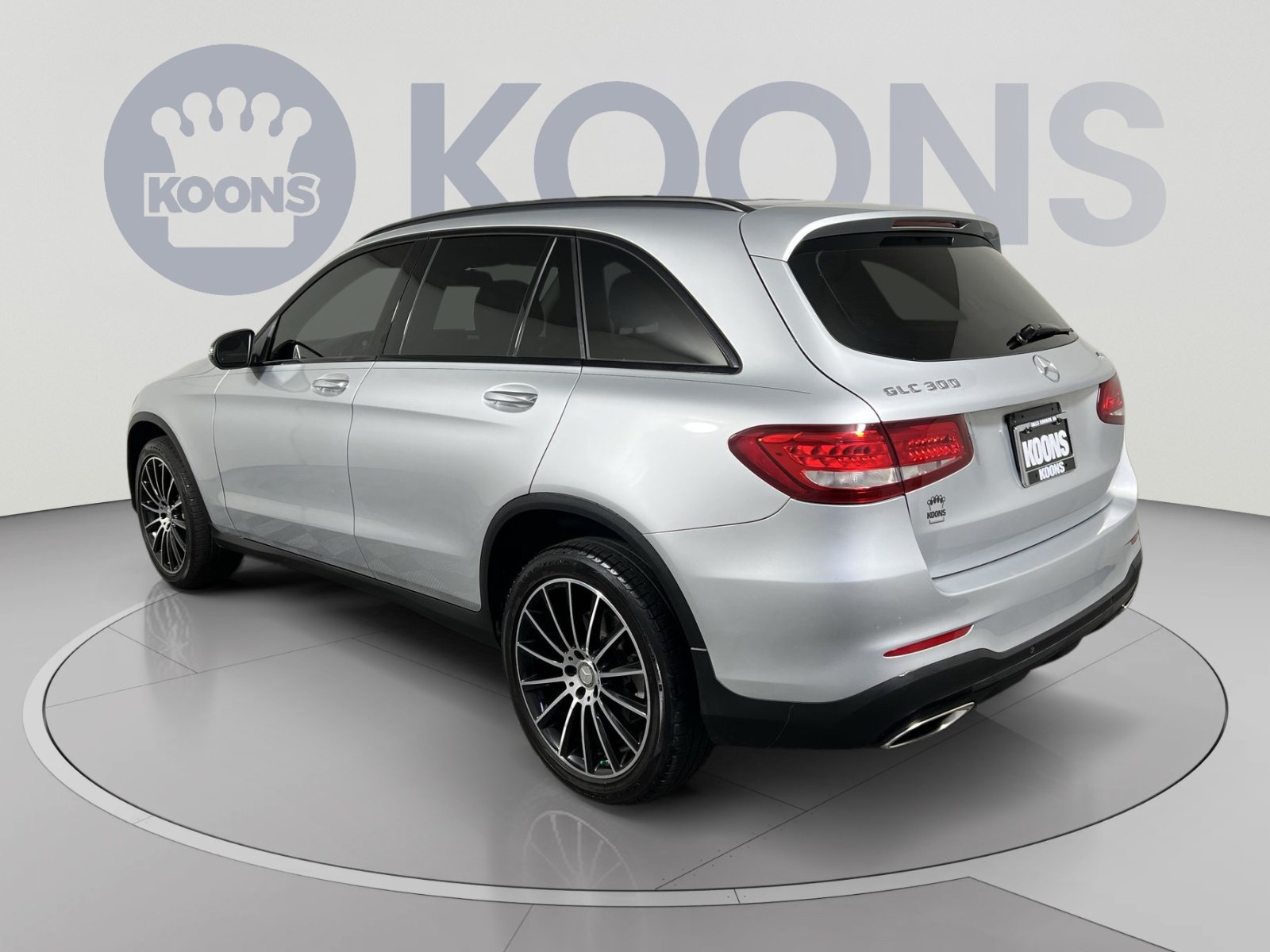 Used 2016 Mercedes-Benz GLC 300 4MATIC image 8