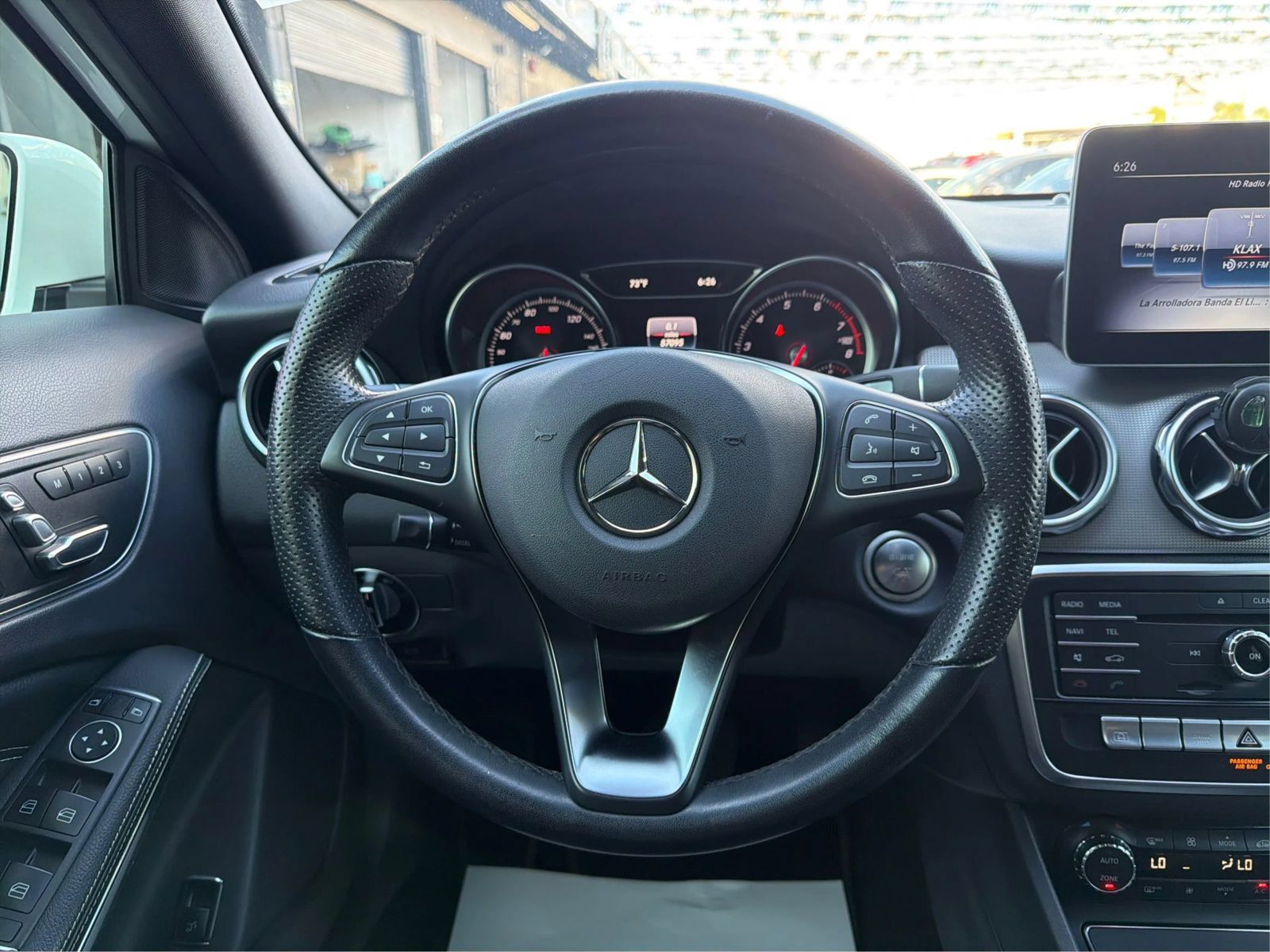 Used 2020 Mercedes-Benz GLA 250 4MATIC image 17