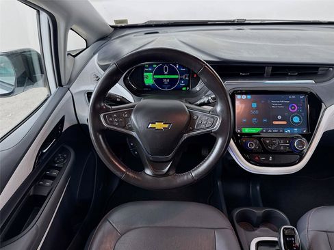 Used 2019 Chevrolet Bolt Premier w/ Infotainment Package FWD image 23