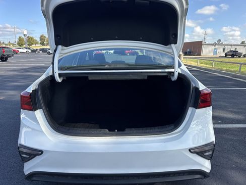 Used 2021 Kia Forte Sedan FWD image 23