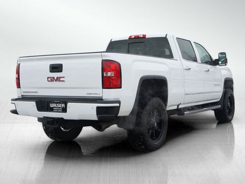 Used 2016 GMC Sierra 2500 Denali w/ Driver Alert Package image 5