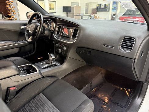 Used 2018 Dodge Charger GT AWD/4WD image 16