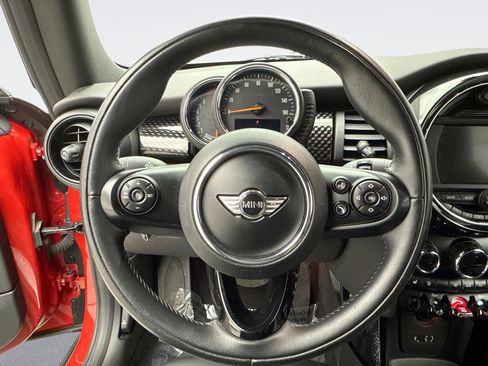 Used 2016 MINI Cooper S image 11