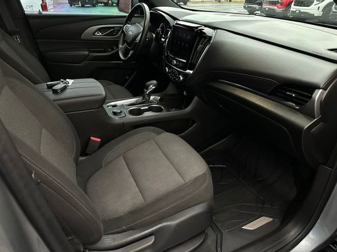 Certified 2023 Chevrolet Traverse LT image 17