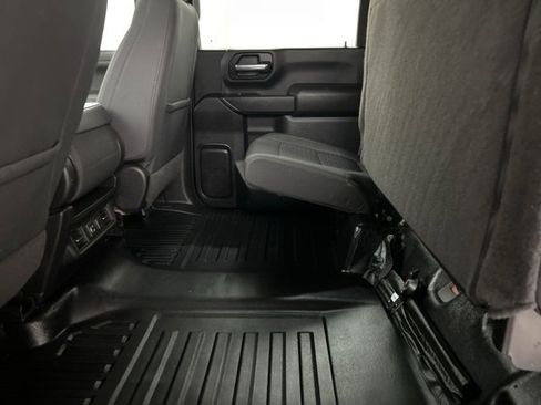 Used 2022 Chevrolet Silverado 2500 LT image 25
