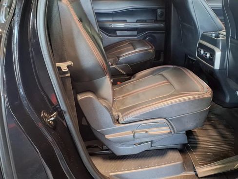 Used 2022 Ford Expedition Max Limited AWD/4WD image 12