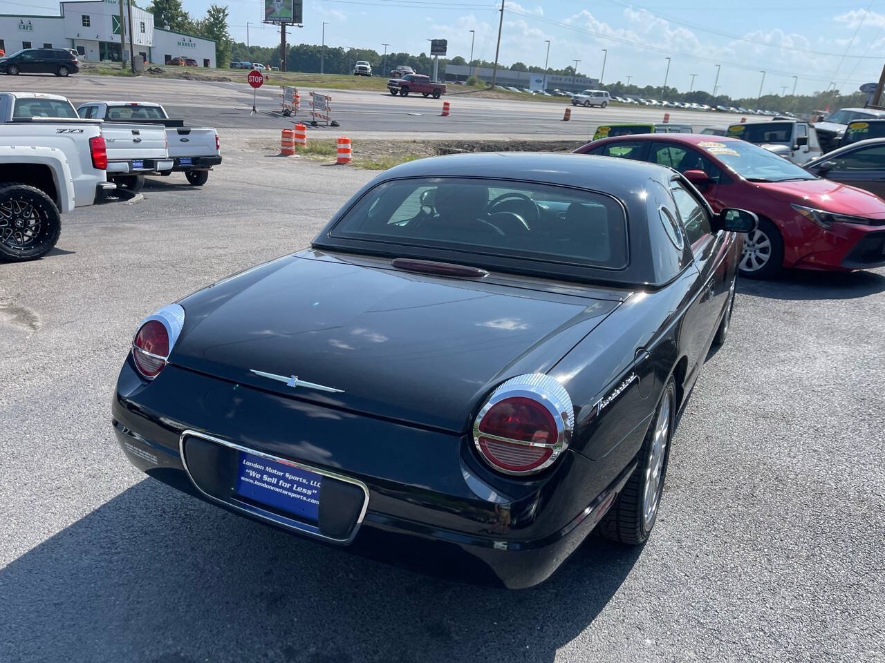 Used 2004 Ford Thunderbird RWD image 5