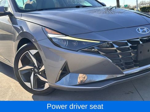 Used 2023 Hyundai Elantra Limited image 4