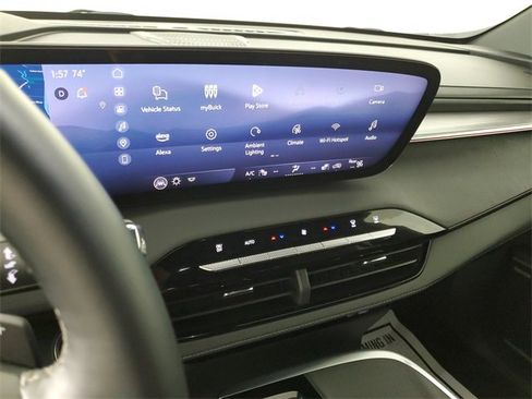 Used 2025 Buick Enclave Preferred image 31