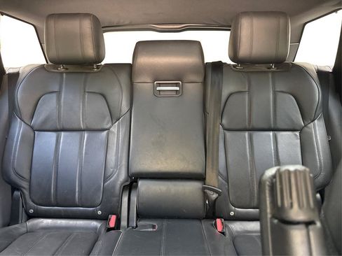 Used 2017 Land Rover Range Rover Sport SE AWD/4WD image 14