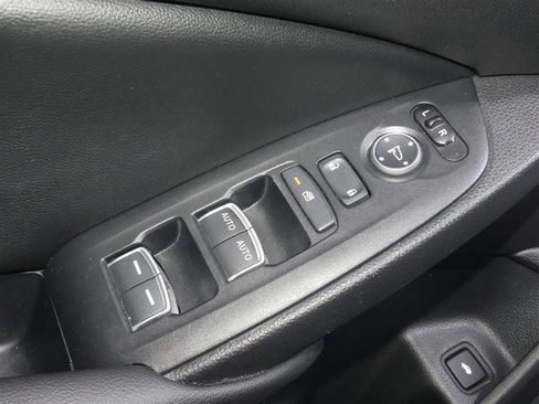 Used 2022 Honda Accord Sport image 19
